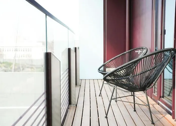 High Rise Balcony I Roof Pool I Close To Metro * ウィーン
